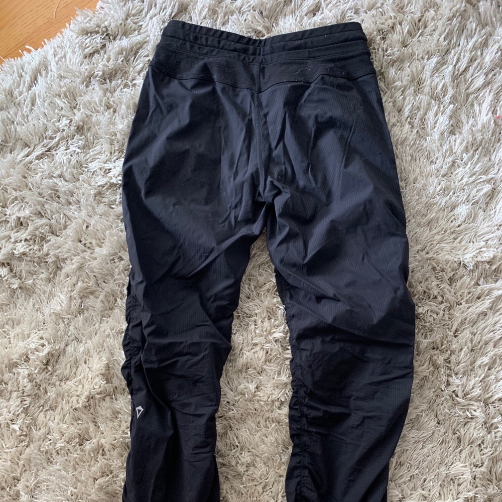Dance studio scrunchie lululemon pants